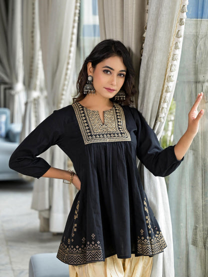 Black Ethnic Motif Printed Tunic & Dhoti Pant Co-Ord Set For Women With Zari Embroidery