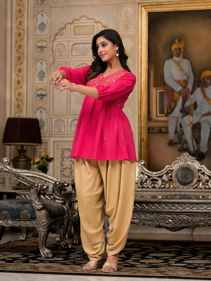 Fuchsia Embroidered Cotton Women Tunic And Pant Co-Ord Set With Mirror & Zari Work