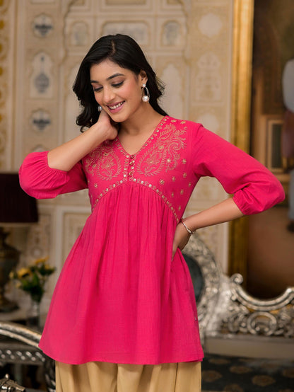 Fuchsia Embroidered Cotton Women Tunic And Pant Co-Ord Set With Mirror & Zari Work