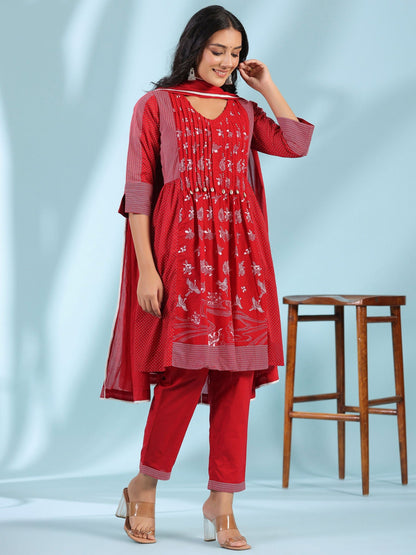 Red Ethnic Motif Printed Cotton Voile Kurta With Pant Dupatta With Pintucks At Front & Beadwork