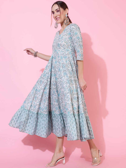 Cotton Calf Length Printed Flared 3/4 sleeves Round Neck Kurta