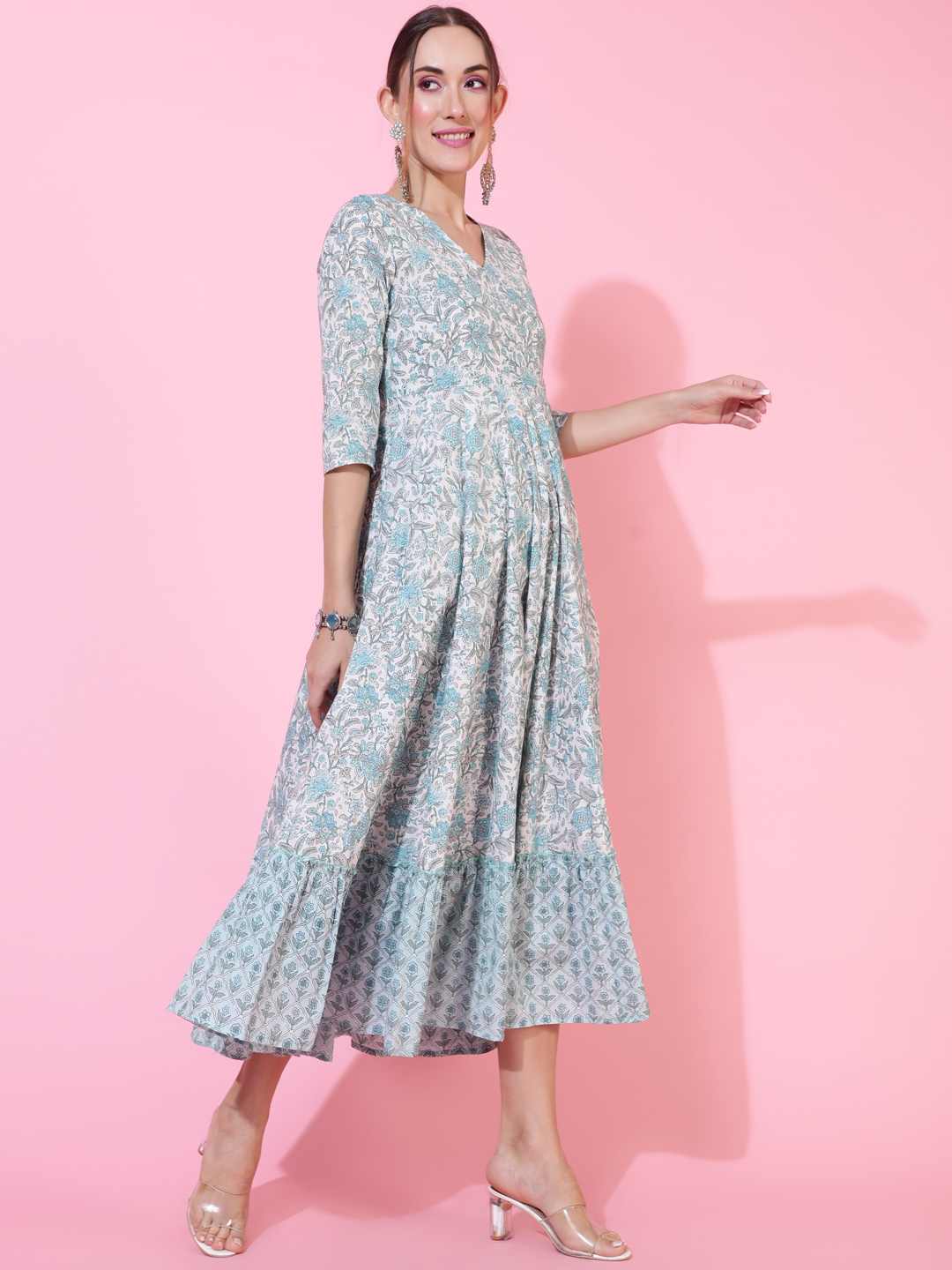 Cotton Calf Length Printed Flared 3/4 sleeves Round Neck Kurta