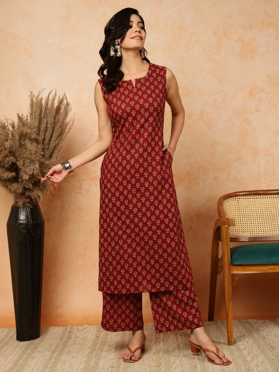 Cotton Calf Length Printed Straight Sleeveless Round Kurta Bottom Set (Preorder)