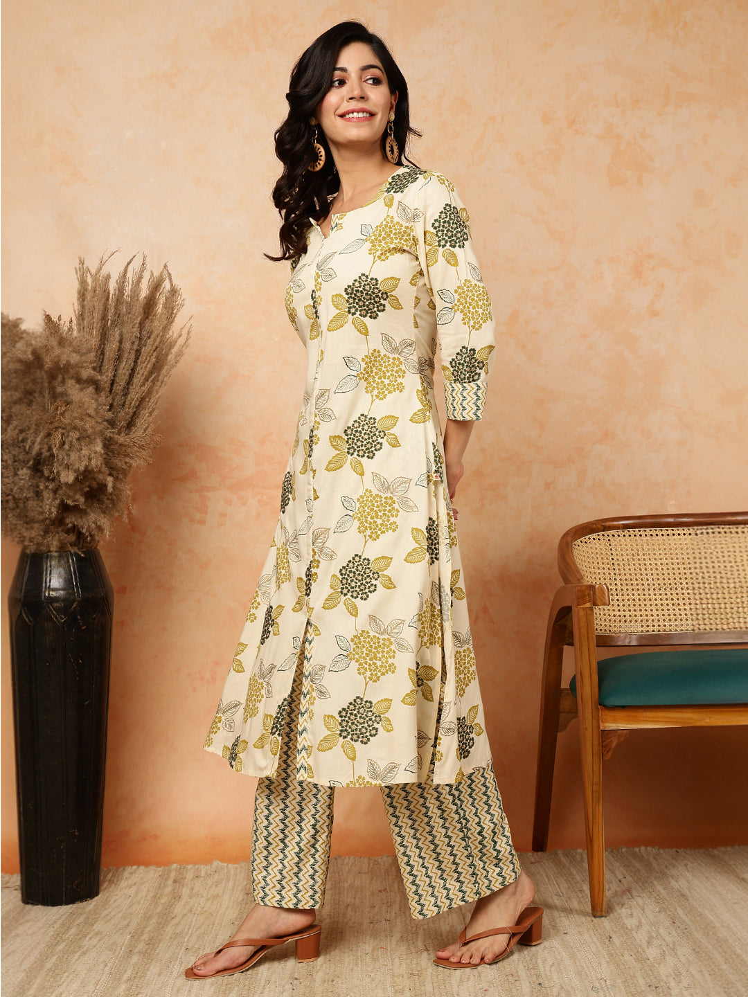 Rayon  Calf Length Printed Straight 3/4 Sleeves Round Kurta Bottom Set
