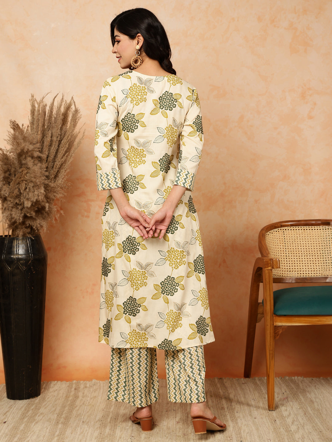 Rayon  Calf Length Printed Straight 3/4 Sleeves Round Kurta Bottom Set