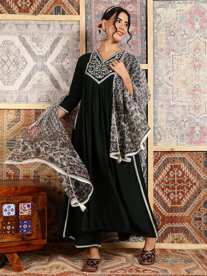 Rayon Calf Length Solid Flared 3/4 Sleeves V-Neck Kurta Bottom Dupatta Set