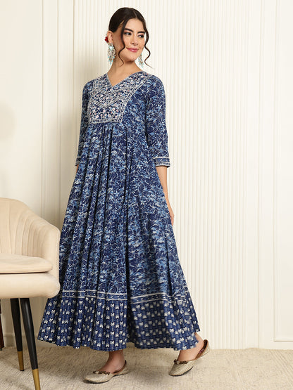 Cotton Ankle Length Printed Flared 3/4 Sleeves V-Neck Gown