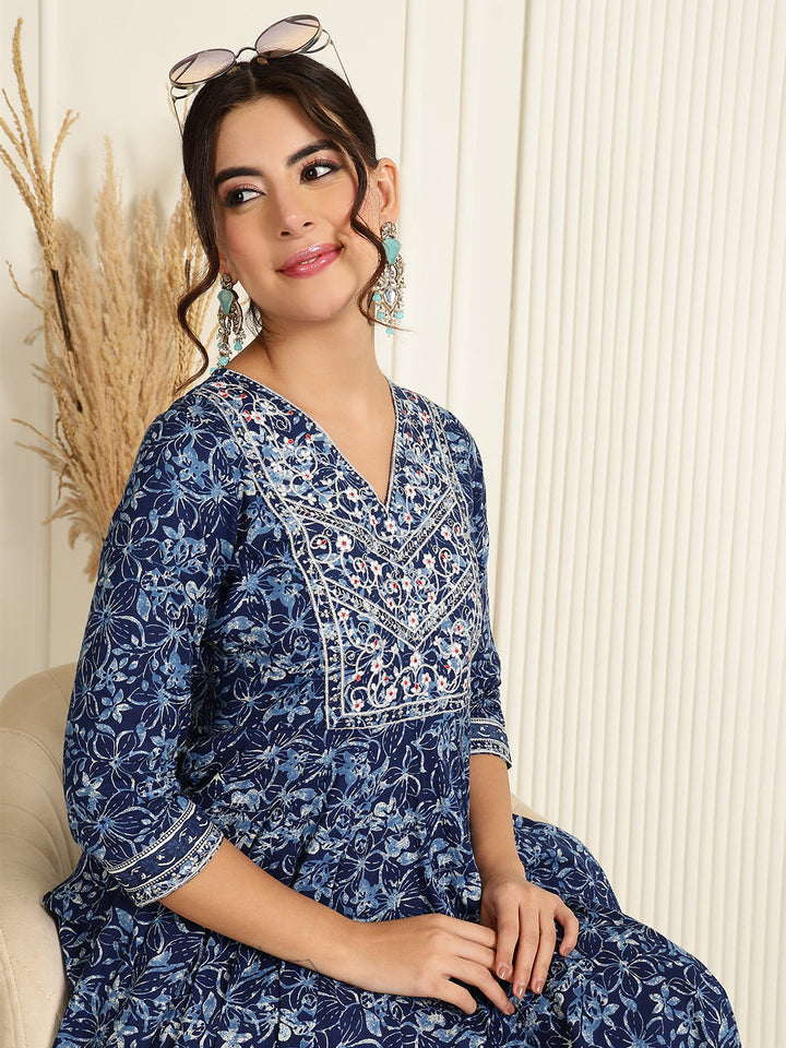 Cotton Ankle Length Printed Flared 3/4 Sleeves V-Neck Gown