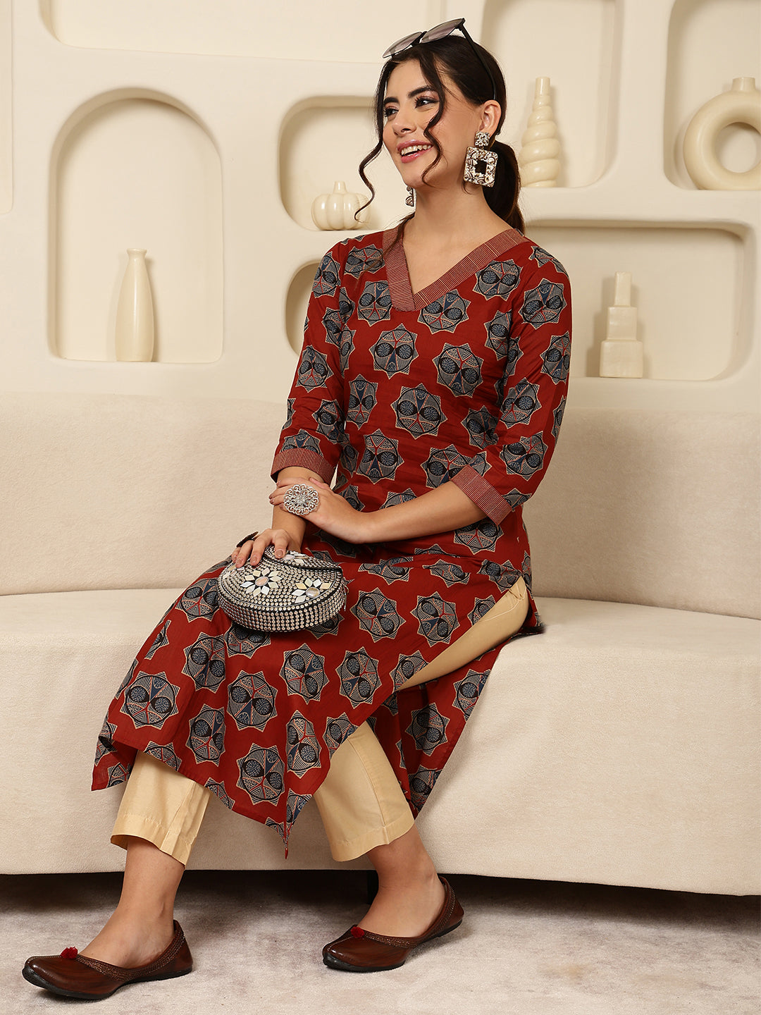 Cotton Calf Length Printed Straight 3/4 Sleeves V-Neck Kurta