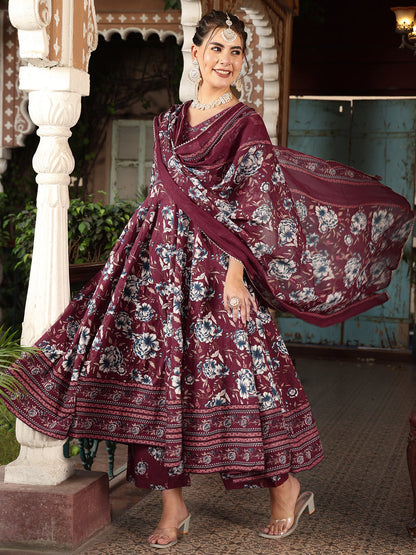 Cotton Calf Length Printed Flared 3/4 Sleeves V-Neck Kurta Suit Set With Dupatta (Preorder)