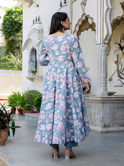 Cotton Calf Length Printed Flared 3/4 Sleeves Sweetheart Neck Kurta Suit Set With Dupatta