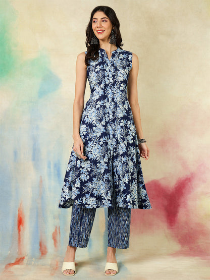 Cotton Calf Length Printed Straight Sleeveless Round Neck Kurta With Palazzos (Preorder)