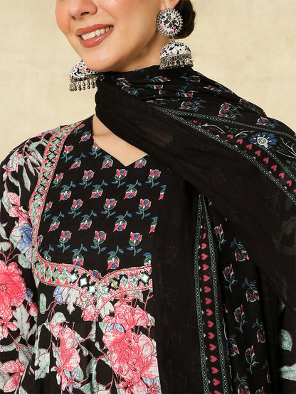 Cotton Calf Length Printed & Embroidered Flared 3/4 Sleeves Sweet Heart Neck Kurta Suit Set With Dupatta