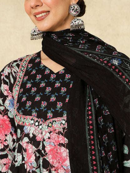 Cotton Calf Length Printed & Embroidered Flared 3/4 Sleeves Sweet Heart Neck Kurta Suit Set With Dupatta (Preorder)