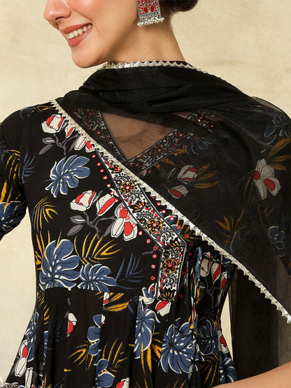 Cotton Calf Length Printed Embroidered 3/4 Sleeves V-Neck Kurta Suit Set With Dupatta