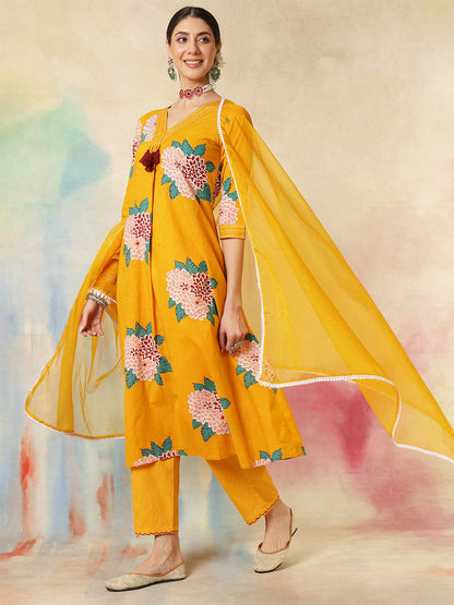 Rayon Calf Length Printed A-Line3/4 Sleeves V-Neck Kurta Suit Set With Dupatta (Preorder)