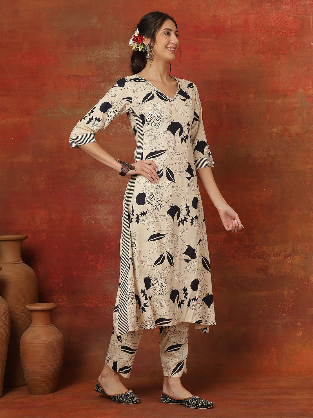 Rayon Calf Length Printed 3/4 Sleeves V-Neck Straight Kurta Suit Set