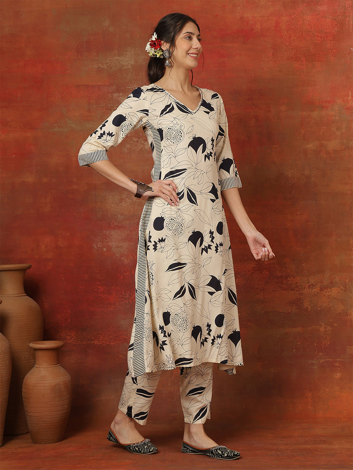 Rayon Calf Length Printed 3/4 Sleeves V-Neck Straight Kurta Suit Set