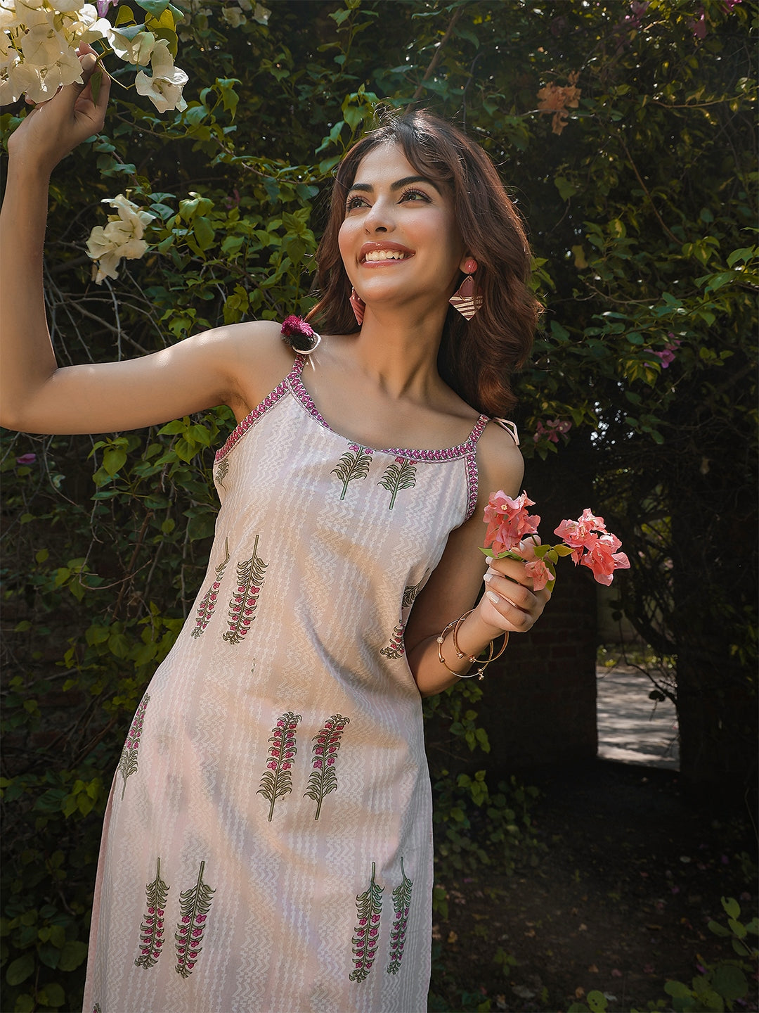 Rayon Calf Length Printed Strappy Sleeve Round Neck Straight Kurta Bottom Set