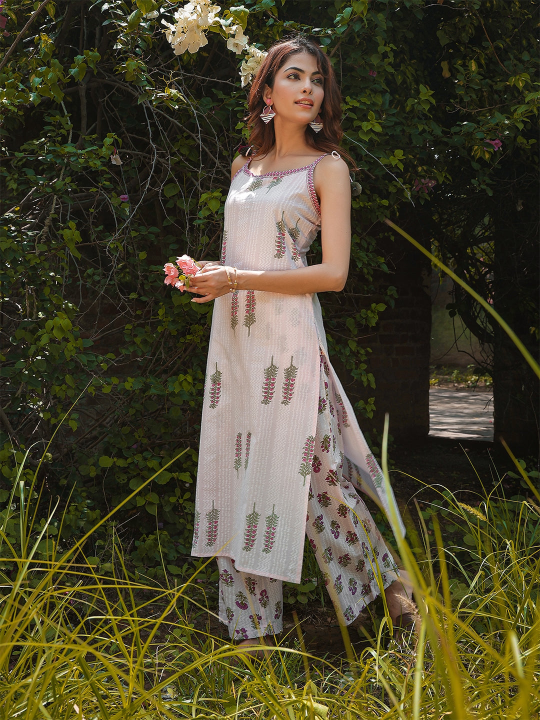 Rayon Calf Length Printed Strappy Sleeve Round Neck Straight Kurta Bottom Set