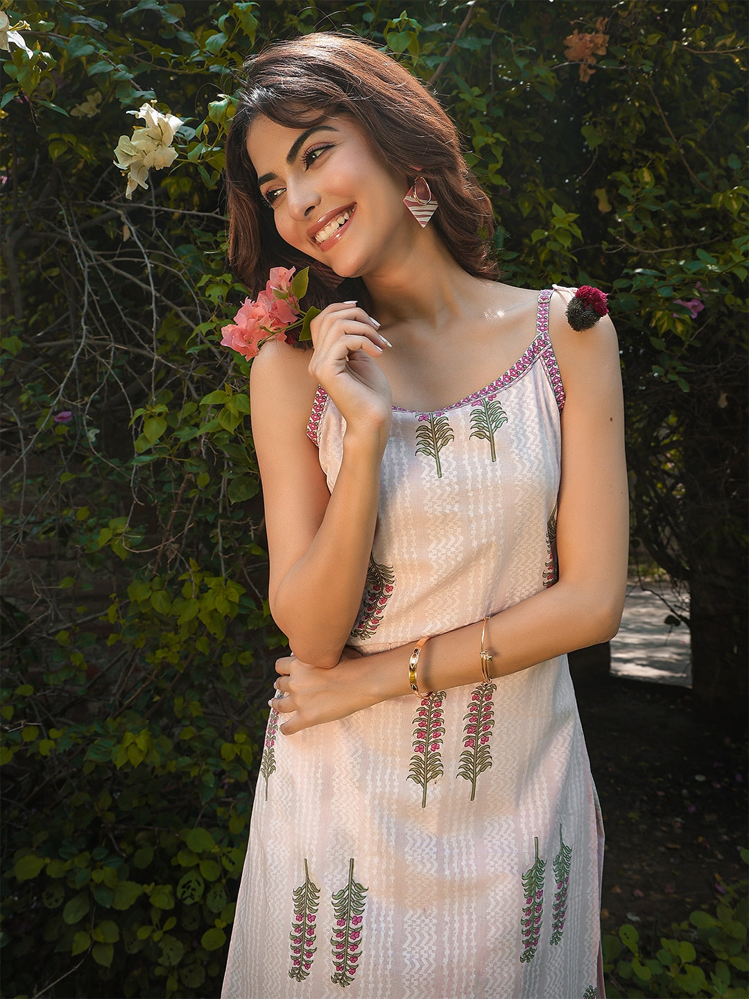 Rayon Calf Length Printed Strappy Sleeve Round Neck Straight Kurta Bottom Set