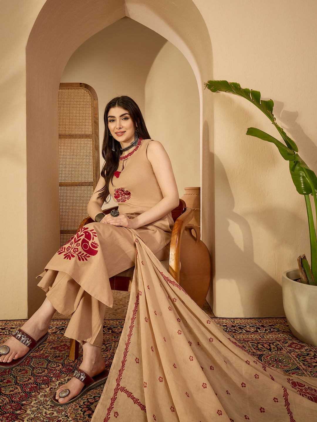 Cotton Calf Length Printed Sleeveless Round Neck Straight Kurta Suit Set With Dupatta