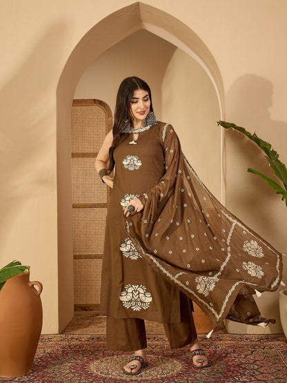 Cotton Calf Length Printed Sleeveless Round Neck Straight Kurta Suit Set With Dupatta