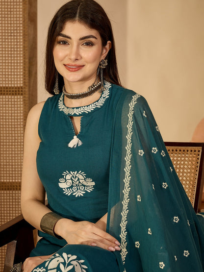 Cotton Calf Length Printed Sleeveless Round Neck Straight Kurta Suit Set With Dupatta