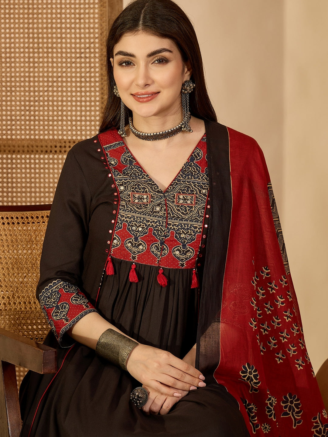 Rayon Calf Length Solid 3/4 Sleeve V-Neck Flared Kurta Suit Set With Dupatta