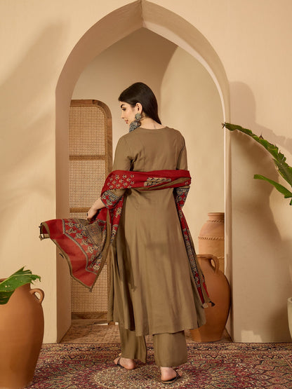 Rayon Calf Length Solid 3/4 Sleeve V-Neck Flared Kurta Suit Set With Dupatta