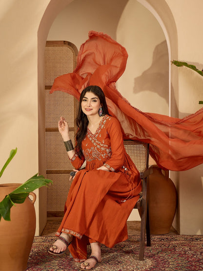 Cotton Calf Length Solid 3/4 Sleeve V-Neck Anarkali Kurta Suit Set With Dupatta