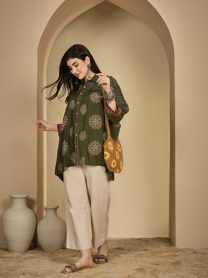 Rayon Hip Length Printed 3/4 Sleeve Shirt Collar Flared Top
