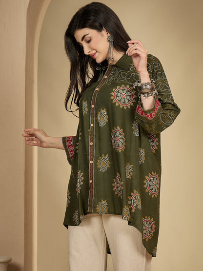 Rayon Hip Length Printed 3/4 Sleeve Shirt Collar Flared Top