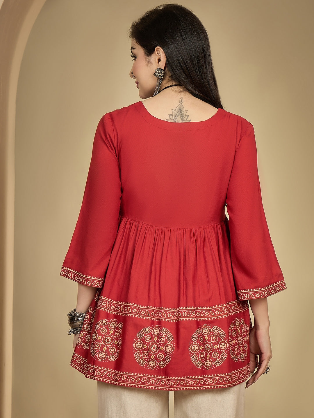 Rayon Hip Length Printed 3/4 Sleeve Square Flared Top