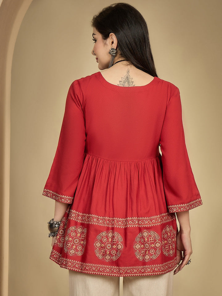 Rayon Hip Length Printed 3/4 Sleeve Square Flared Top