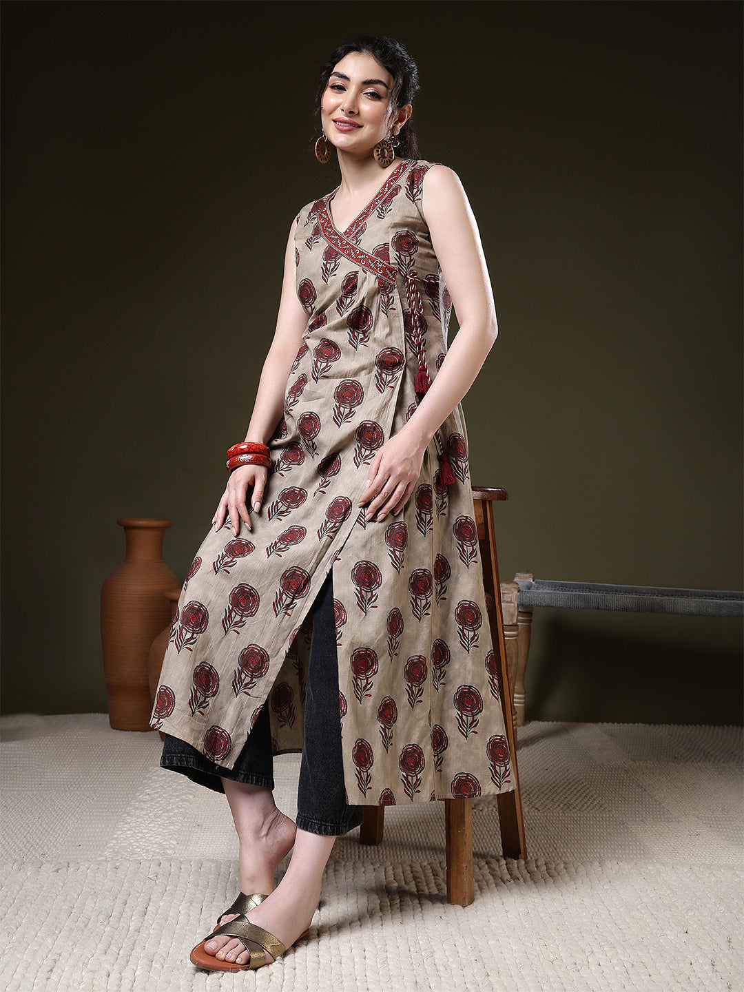 A-line Printed Viscose Rayon V-Neck Kurta
