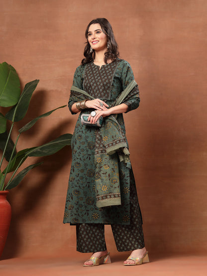 Straight Printed Cotton Round Neck Kurta Set With Dupatta