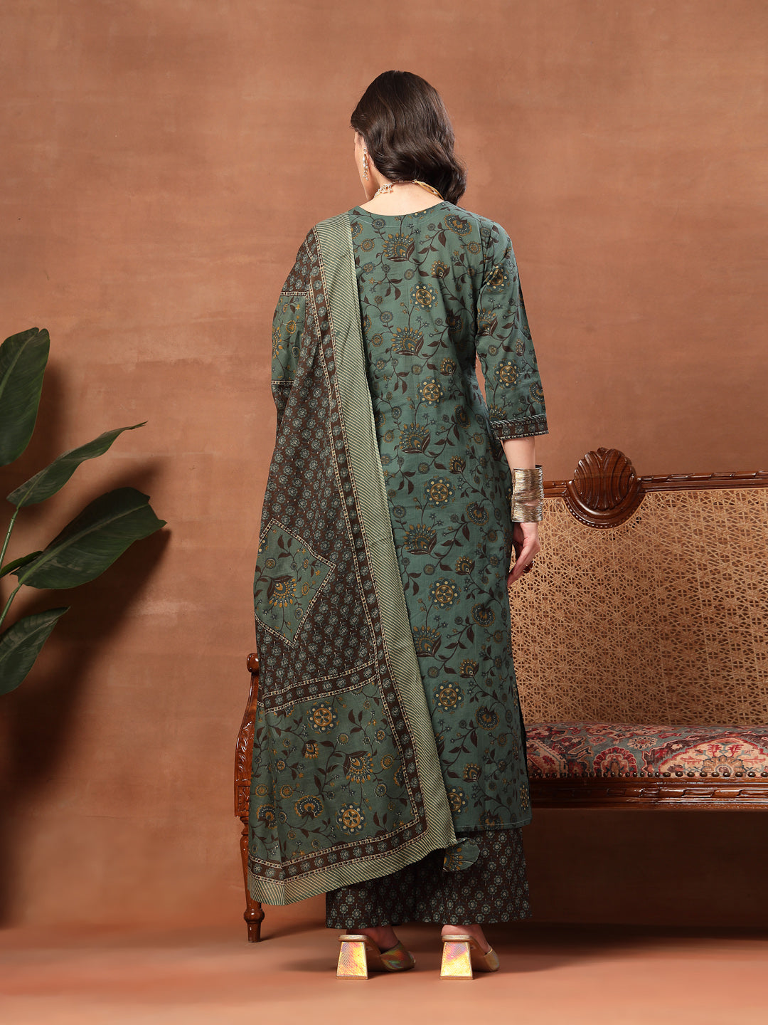 Straight Printed Cotton Round Neck Kurta Set With Dupatta