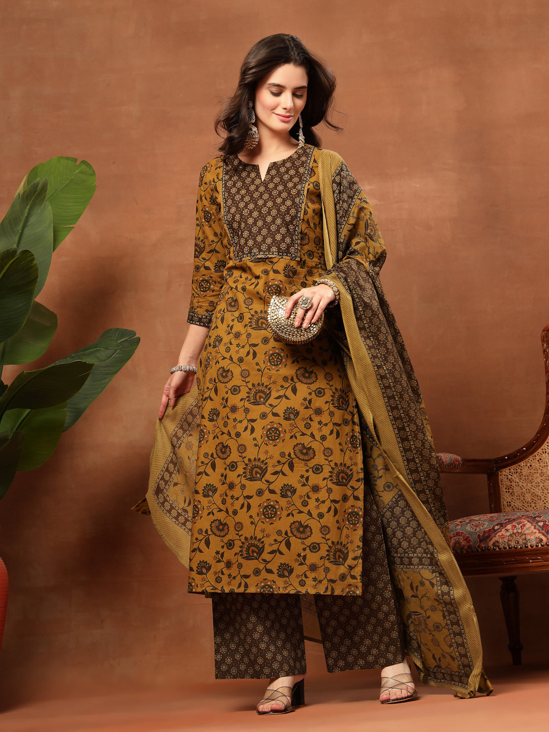 Straight Printed Cotton Round Neck Kurta Set With Dupatta