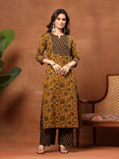 Straight Printed Cotton Round Neck Kurta Set With Dupatta