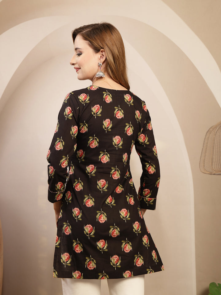 Rayon Hip Length Printed 3/4 Sleeve Round Neck Straight Top