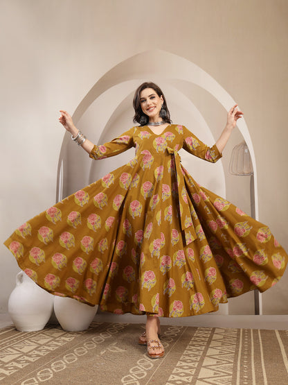 Cotton Calf Length Printed 3/4 Sleeve V-Neck Flared Kurta