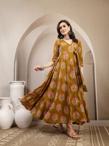 Cotton Calf Length Printed 3/4 Sleeve V-Neck Flared Kurta