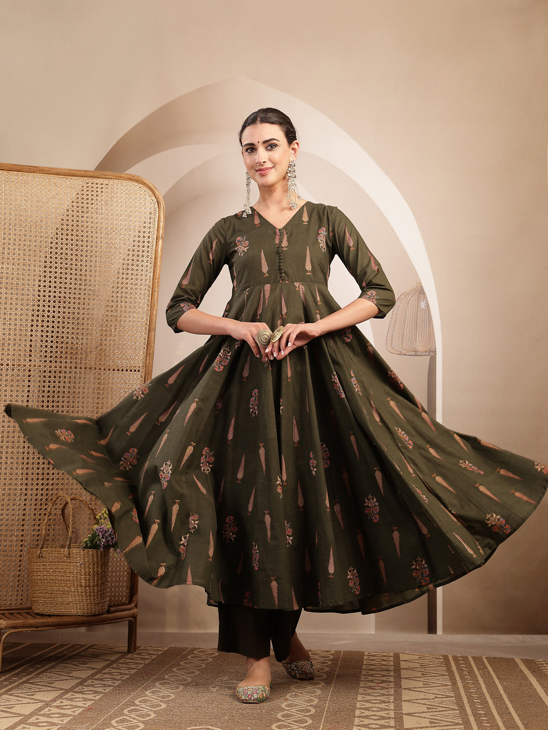 Cotton Calf Length Printed 3/4 Sleeve V-Neck Anarkali Kurta Suit Set