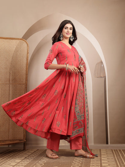 Cotton Calf Length Printed 3/4 Sleeve V-Neck Anarkali Kurta Suit Set