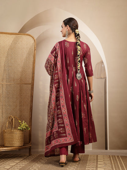 Cotton Calf Length Printed 3/4 Sleeve V-Neck Anarkali Kurta Suit Set