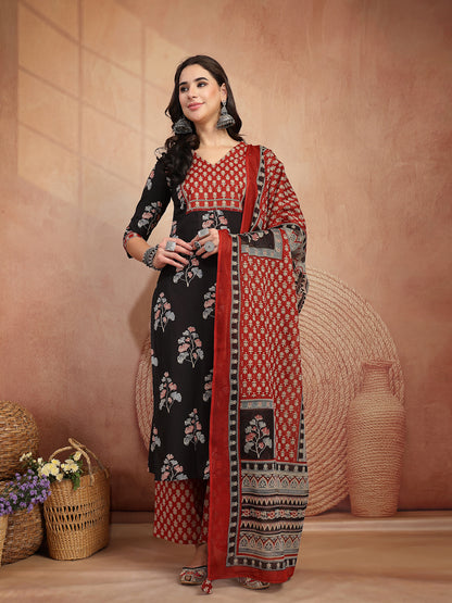 Cotton Calf Length Printed 3/4 Sleeves V Neck Straight Kurta Suit Set
