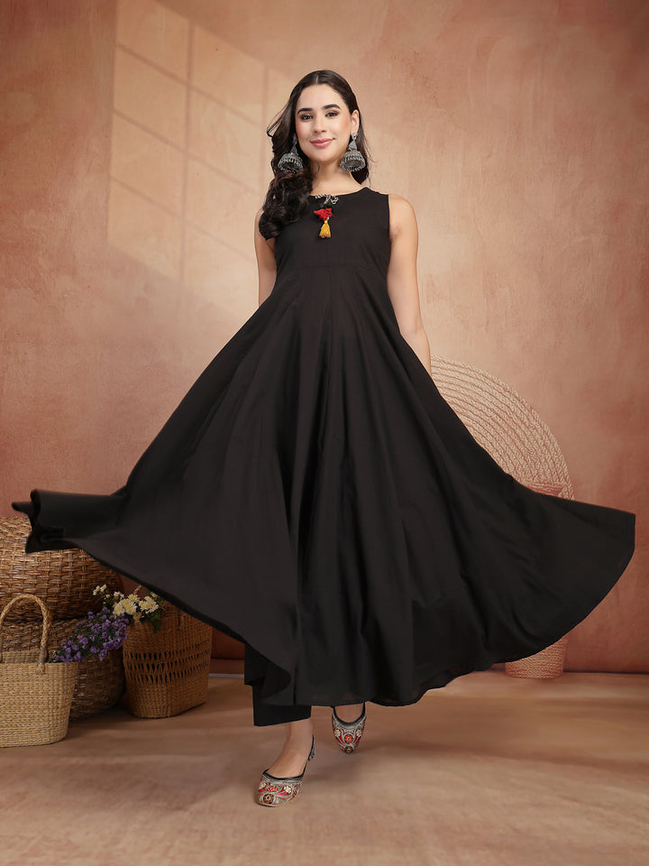 Cotton Calf Length Solid Sleeveless Round Neck Flared Kurta Suit Set
