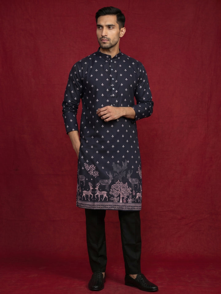 Men Cotton Blend Animal Printed Kurta With Pyjama