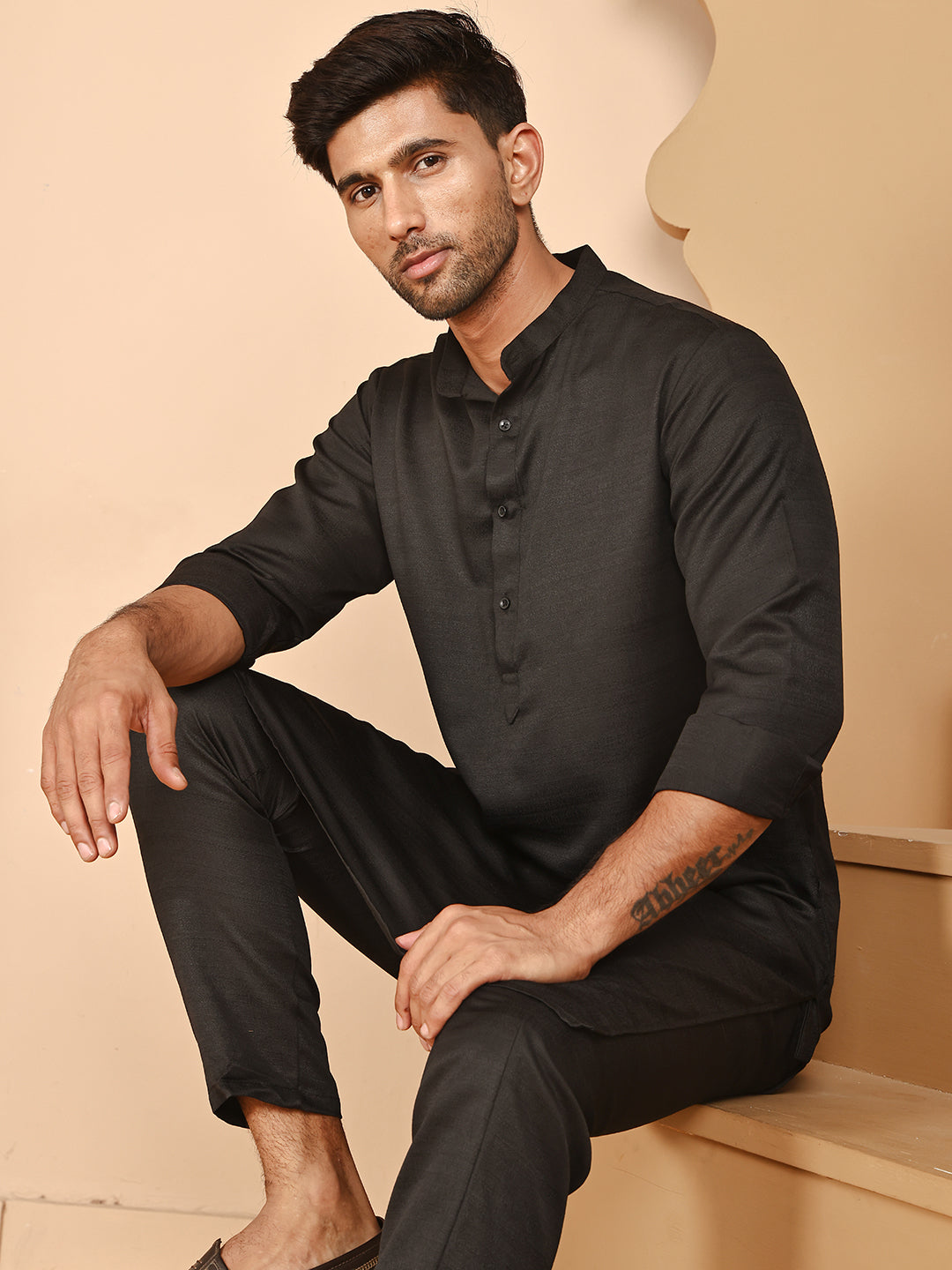 Classic Silk Blend Kurta Pyjama Set For Men